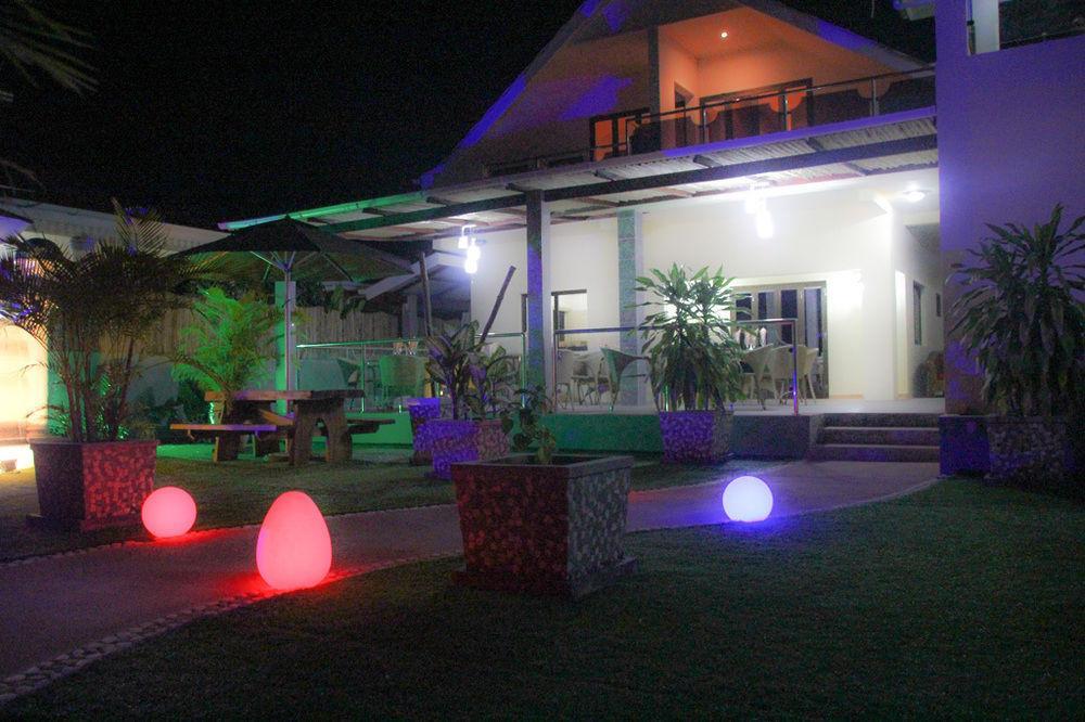 Chez Bea Luxury Villa Baie Sainte Anne Екстериор снимка