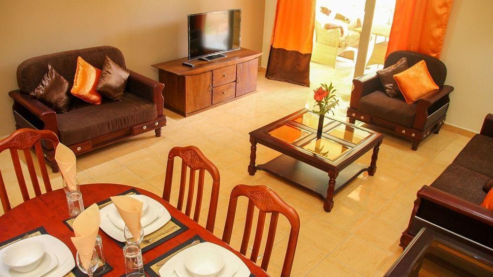 Chez Bea Luxury Villa Baie Sainte Anne Екстериор снимка