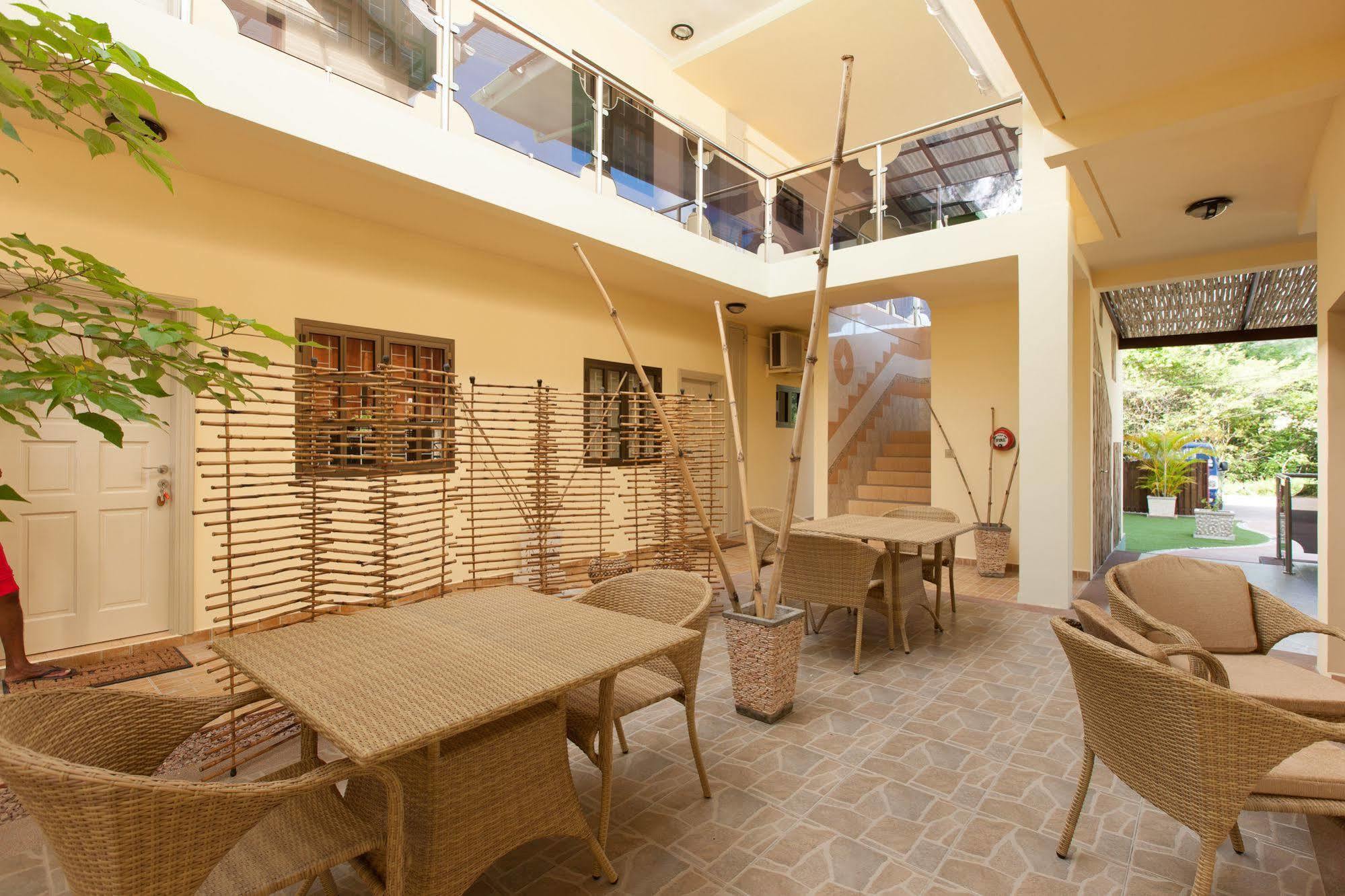 Chez Bea Luxury Villa Baie Sainte Anne Екстериор снимка