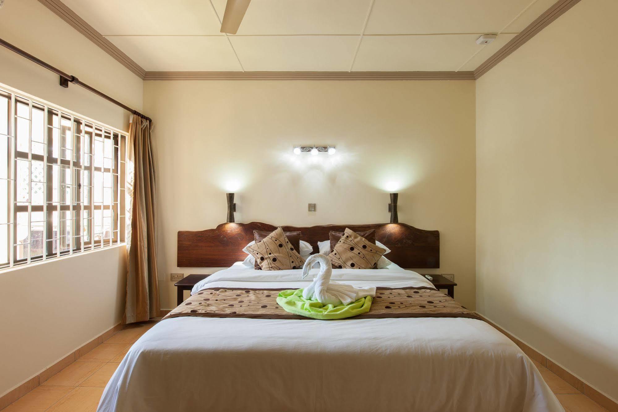 Chez Bea Luxury Villa Baie Sainte Anne Екстериор снимка