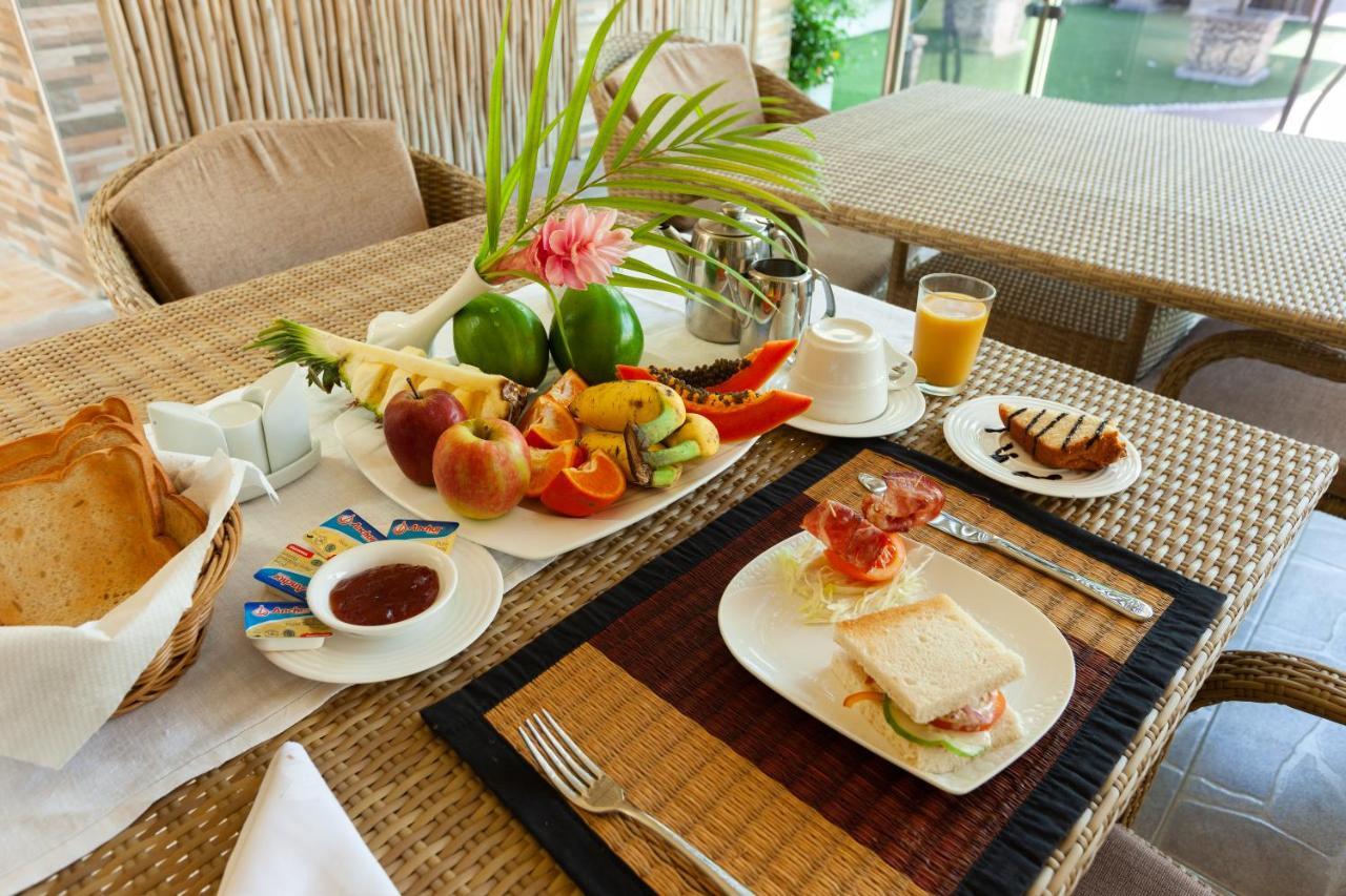 Chez Bea Luxury Villa Baie Sainte Anne Екстериор снимка